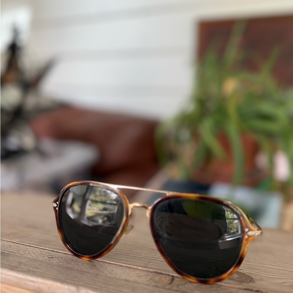 CELINE Classic dark lens Aviator tortishell Sunglasses - Picture 7 of 12